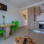 Apartamento In 39042 *