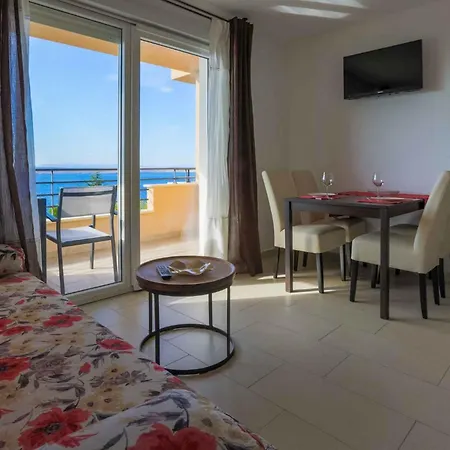 Apartament In 39042 Dramalj