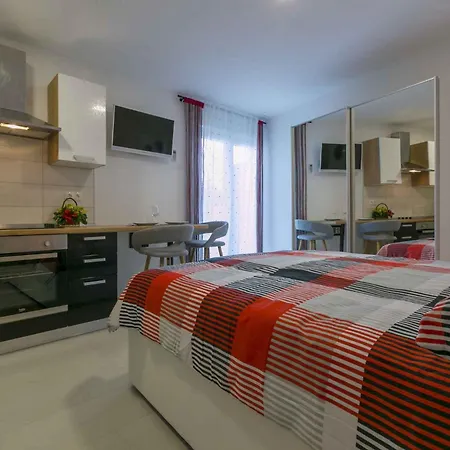 Lägenhet In 39042 *