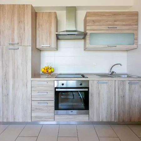 Apartman In 39042 Dramalj